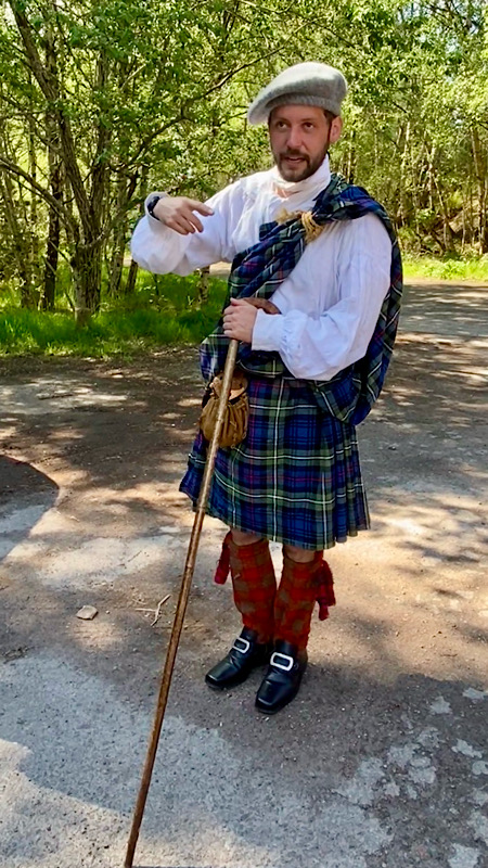 Highlander im Kilt